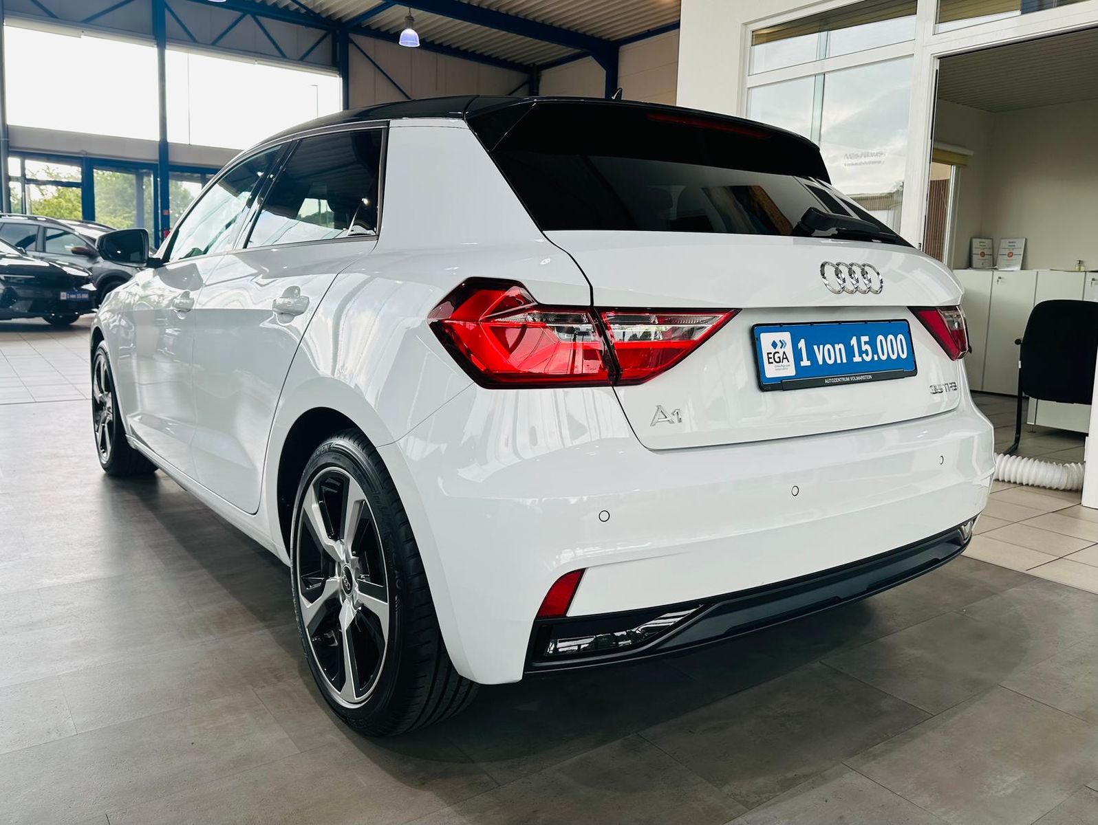 Audi A1 35 TFSI advanced - Samsaru's Car Outlet