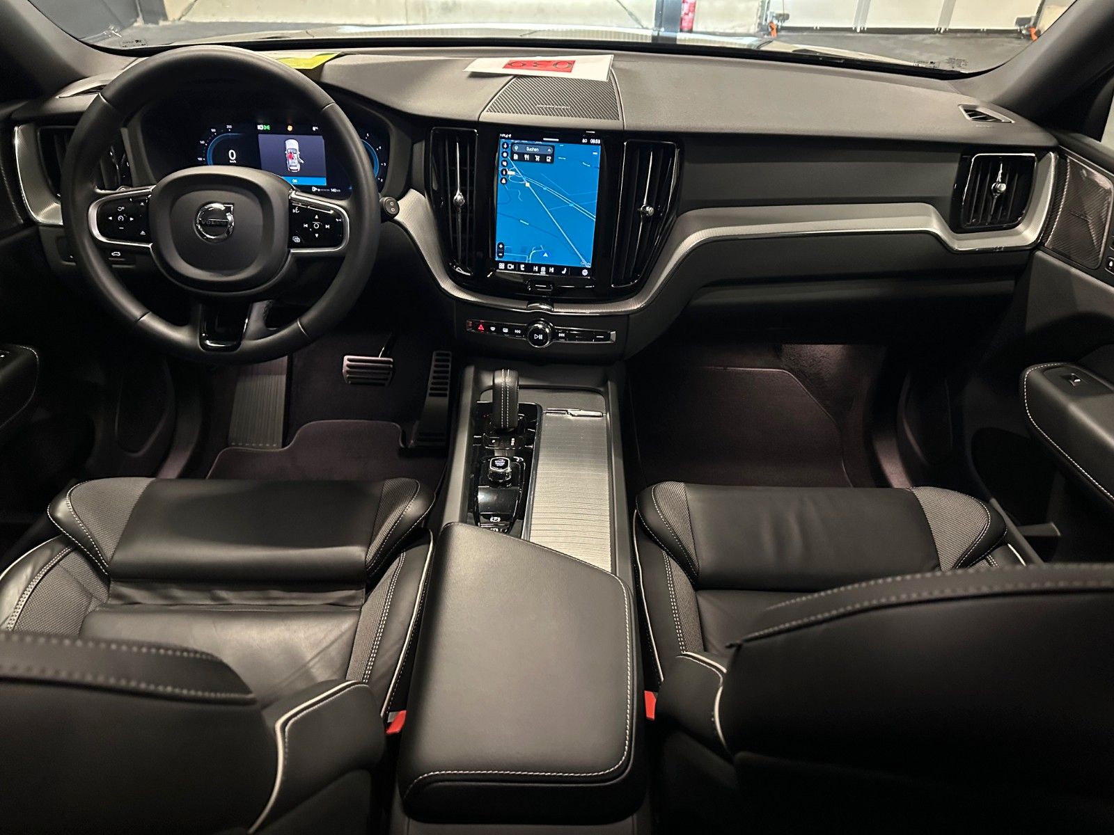 Volvo XC60 R-Design AWD *19Zoll*AHK*360°*Harman/Kardon