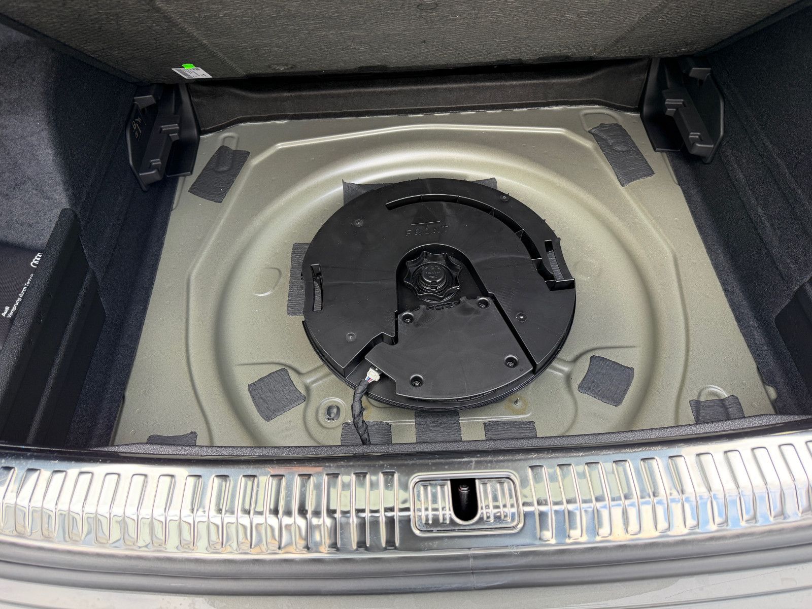 Audi Q3 Sportback 40 TFSI quattro S line, fast VOLL
