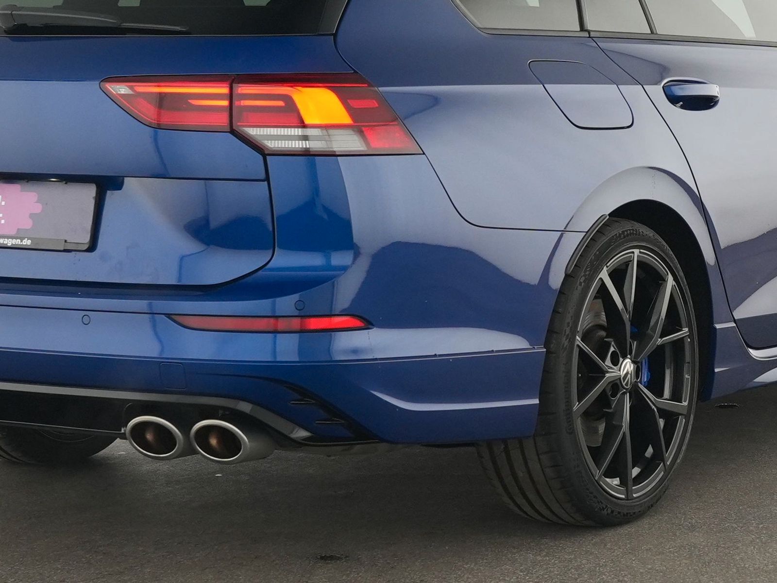 Volkswagen Golf R Variant LED|Kamera|SHZ|WinterPaket|AHK|AC