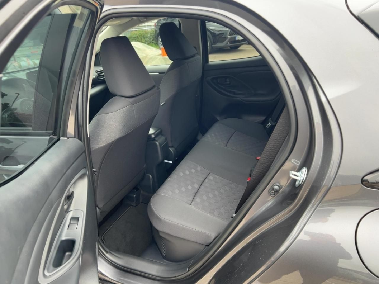 Toyota Yaris 1,5 Hybrid Teamplayer *Safetyp.*Comfortp.*