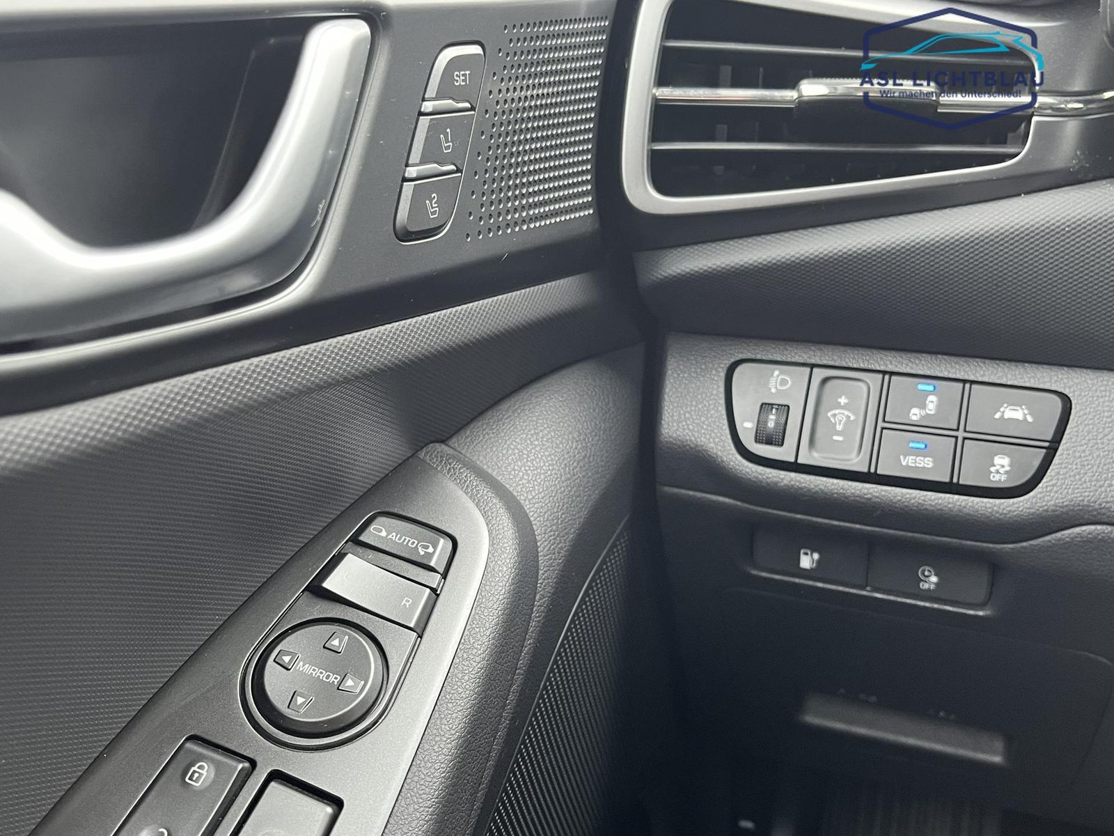 Hyundai IONIQ Facelift Elektro PREMIUM-Paket - Samsaru's Car Outlet