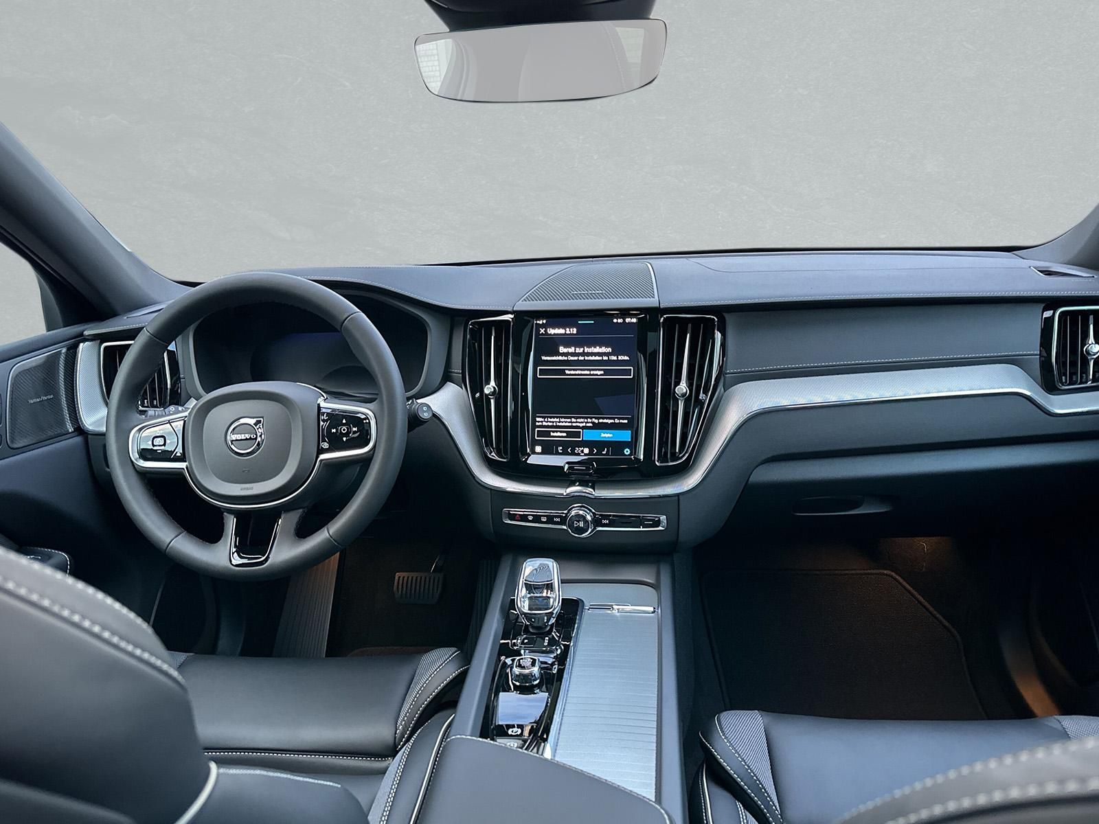 Volvo XC60 Ultimate Bright T8 Plug-In Hybrid - Samsaru's Car Outlet
