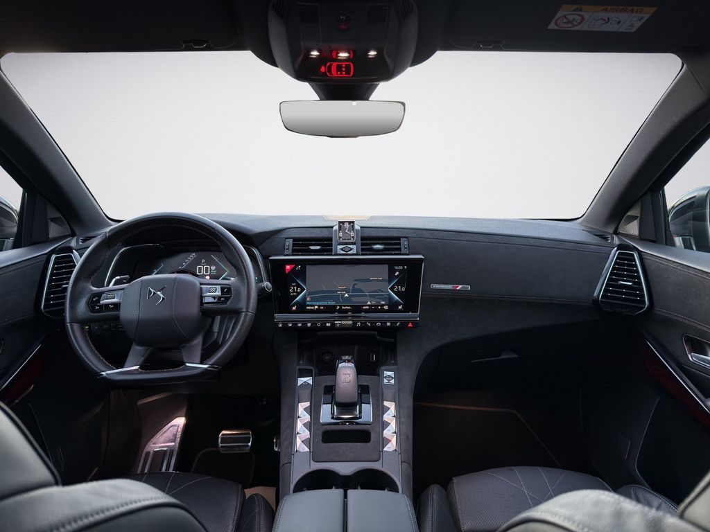 DS Automobiles DS 7 Crossback E-Tense 300 4x4 Perform. Line +