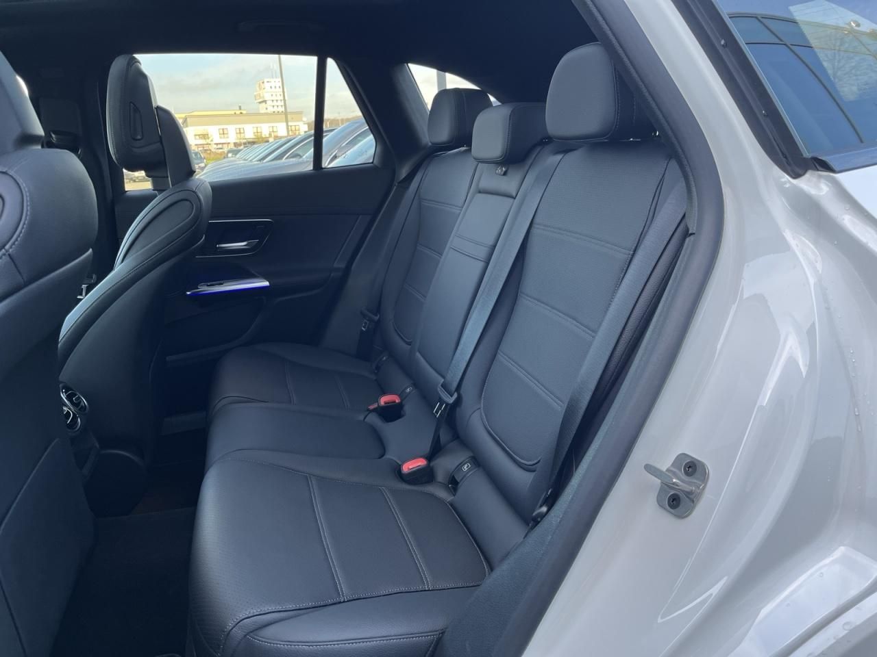 Mercedes-Benz GLC 300 de 4MATIC mit EQ Hybrid Technologie KAM