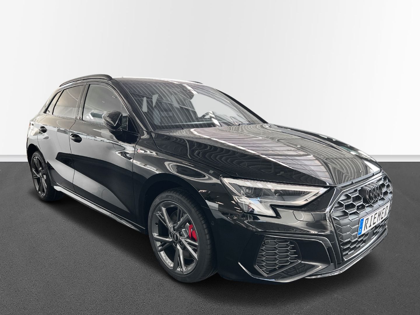 Audi A3 45TFSI e S line Sportback - Samsaru's Car Outlet