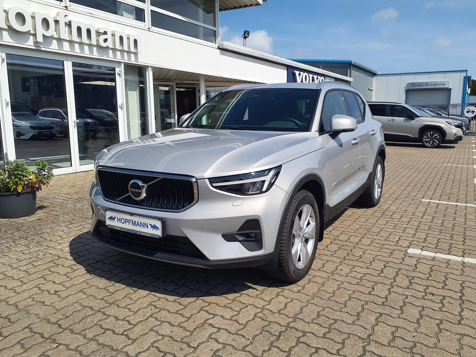 Volvo XC40 B4 Benzin Aut. AHK / ACC / BLIS