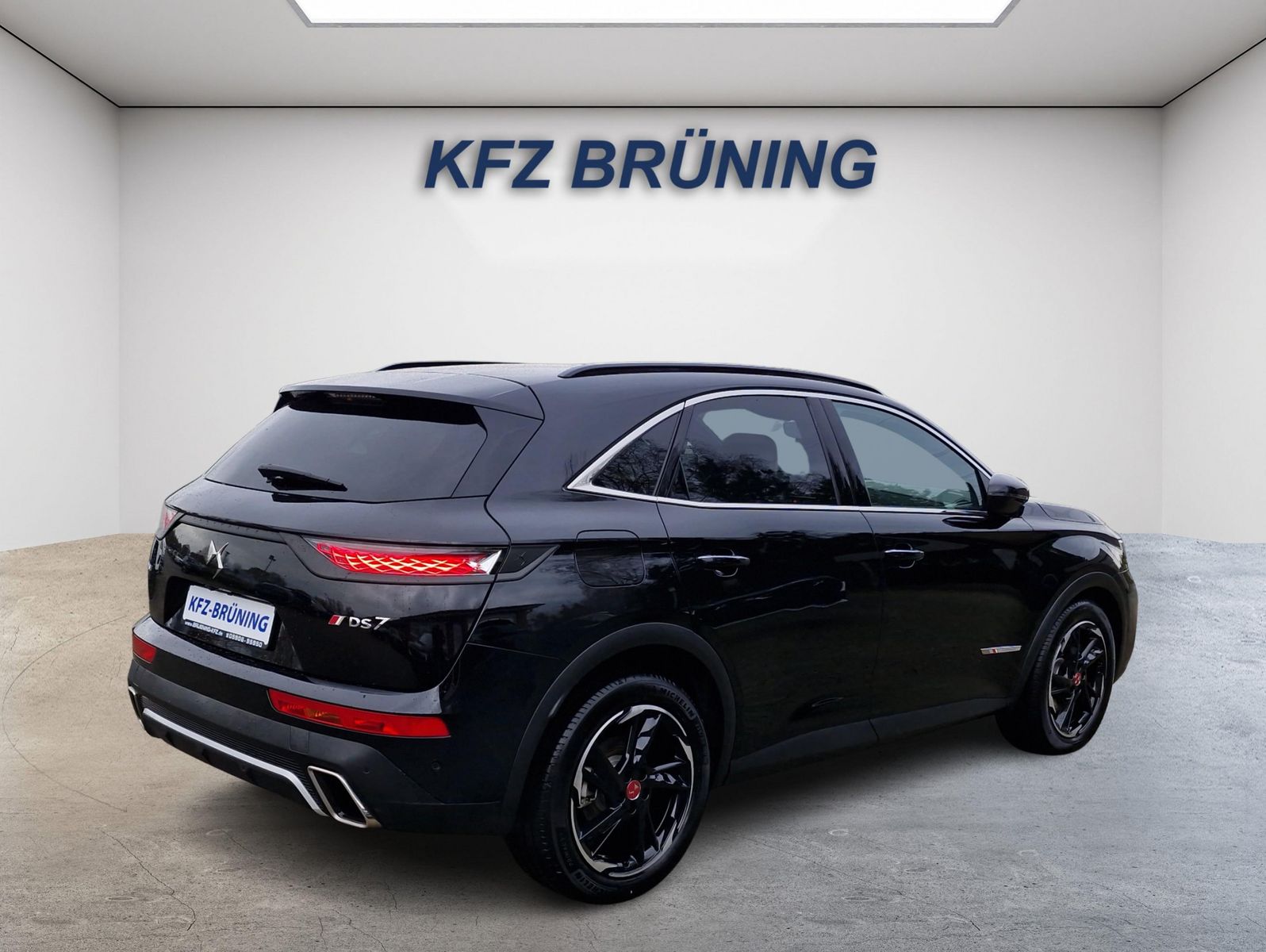 DS Automobiles DS7 Crossback PHEV 225 e-AT Performance Line Nav