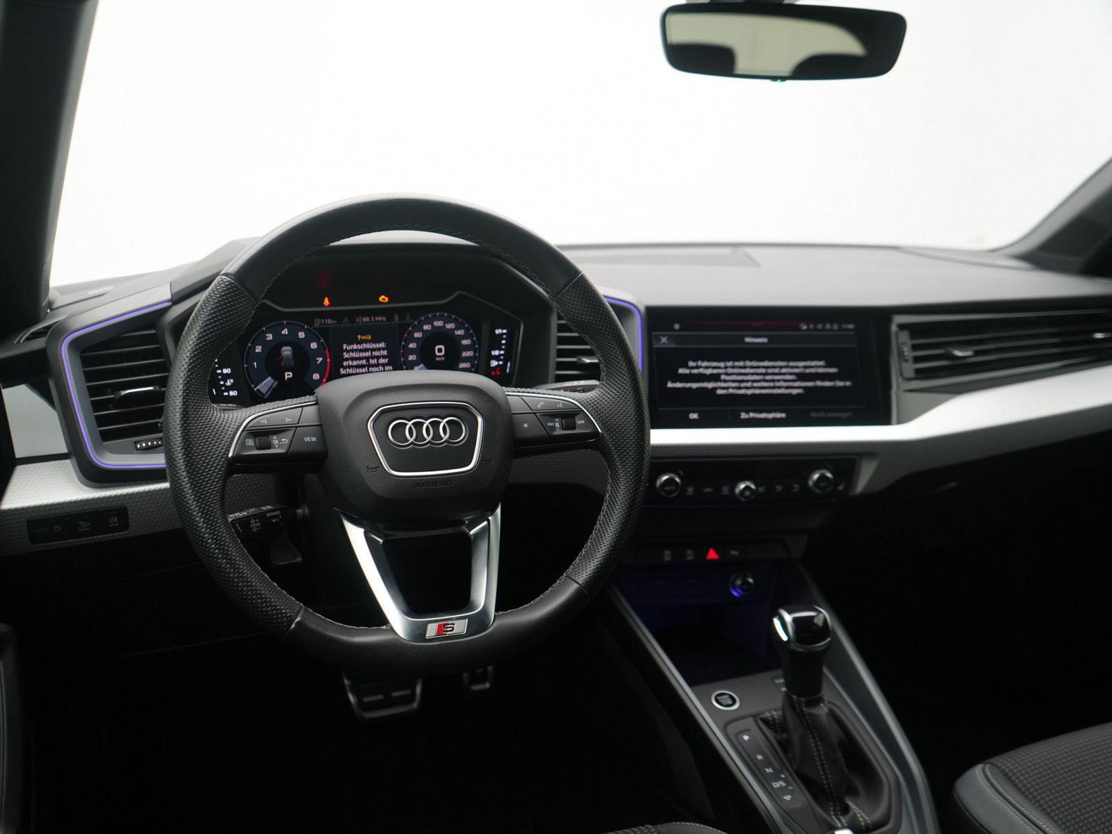 Audi A1 Sportback S line S-TRON KAM SHZ CARPLAY LED