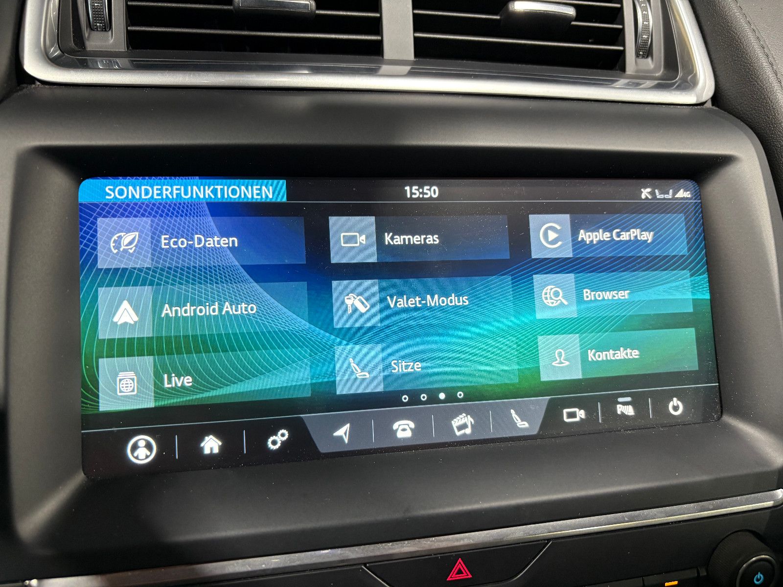 Jaguar E-PACE S/NAVI/KAMERA/APPLE/ACC/SHZ/KLIMA/TOTWINK