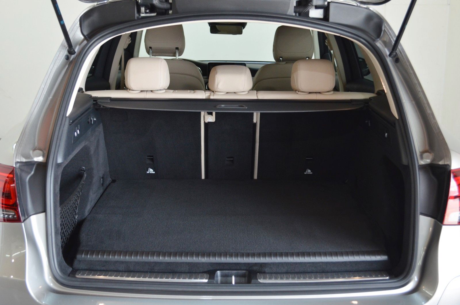 Mercedes-Benz GLC 300 DE 4M"AIRMATIC"DISTR+"AHK"MASSAGE"MBEAM"