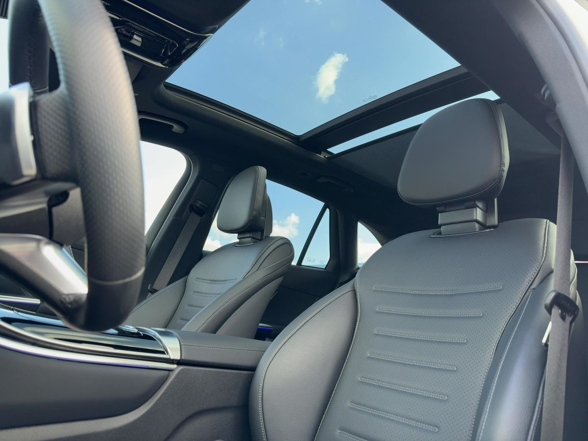 Mercedes-Benz GLC 300 d 4Matic AMG Line Premium - Samsaru's Car Outlet
