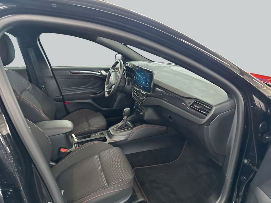 Ford Focus Turnier 1.0 EcoBoost Hybrid Aut. ST-LINE X
