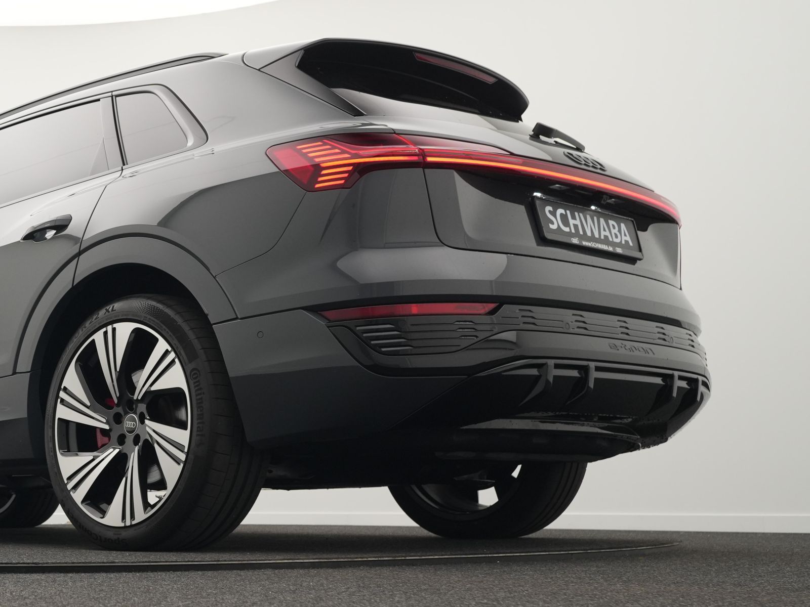 Audi Q8 e-tron 50 quattro 2x S line*Opt.schw*PANO*AHK