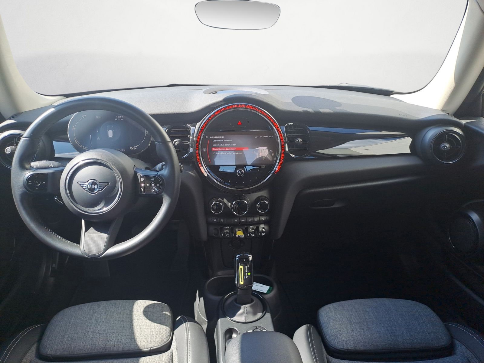 MINI Cooper SE Classic - Samsaru's Car Outlet