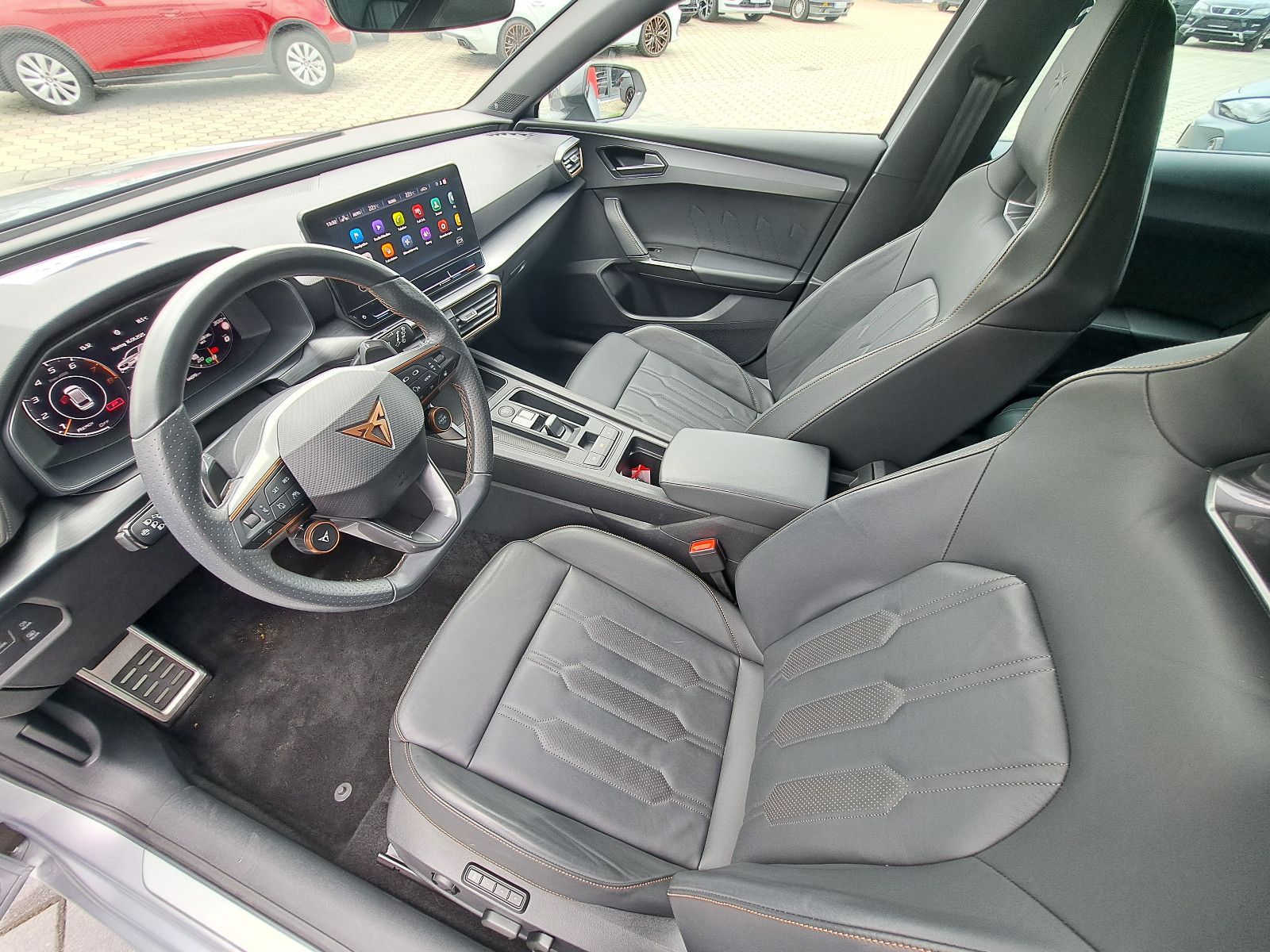 Cupra Leon SP VZ 2.0 TSI 310 PS DSG 4x4 - Samsaru's Car Outlet
