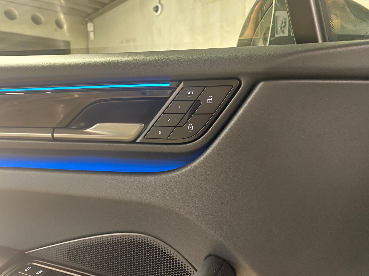 Porsche Macan 4S | Hinterachslenkung | Panorama | AHK |