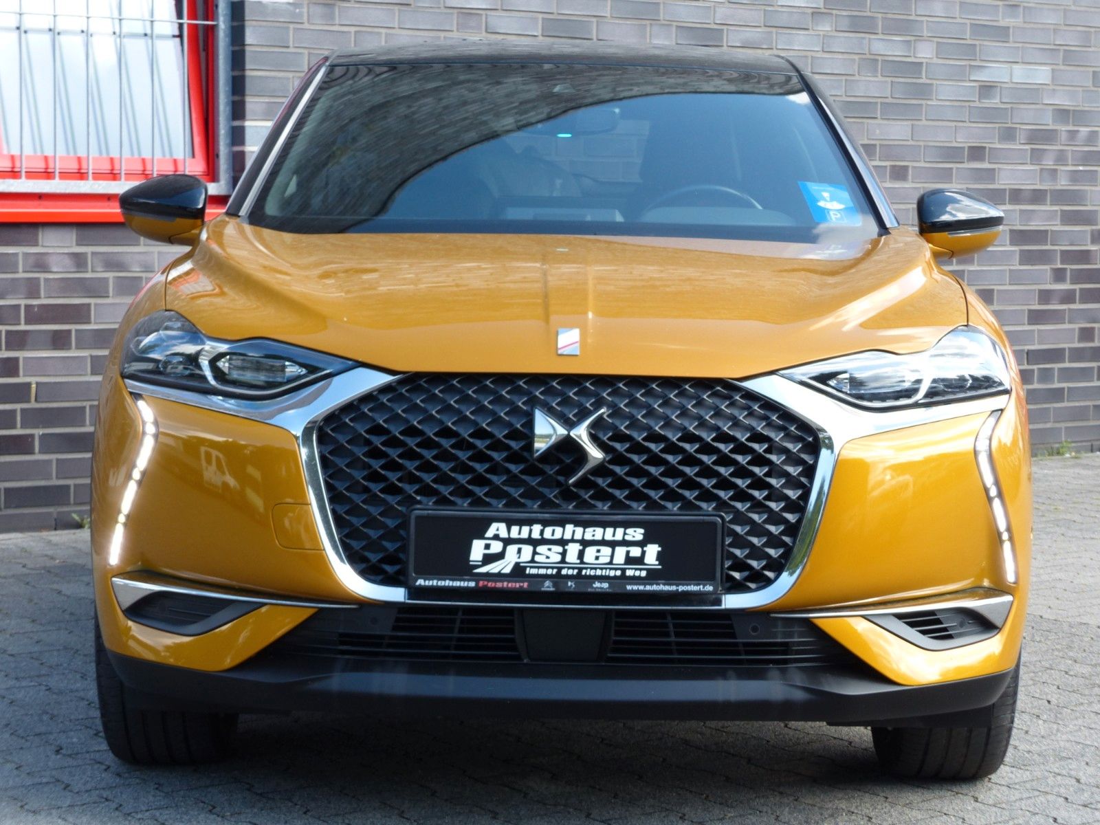 DS Automobiles DS 3 Crossback E-Tense Grand Chic - Samsaru's Car Outlet