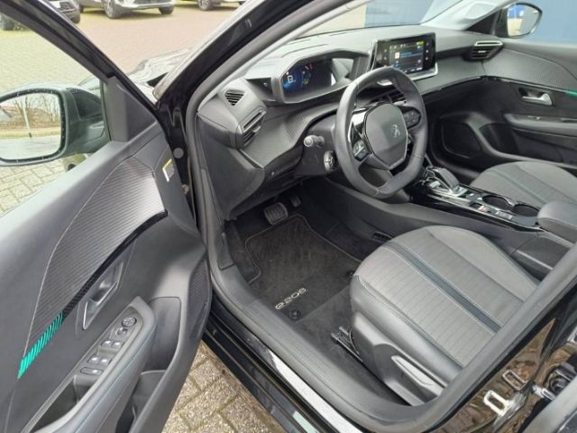 Peugeot e-208 Allure - Samsaru's Car Outlet
