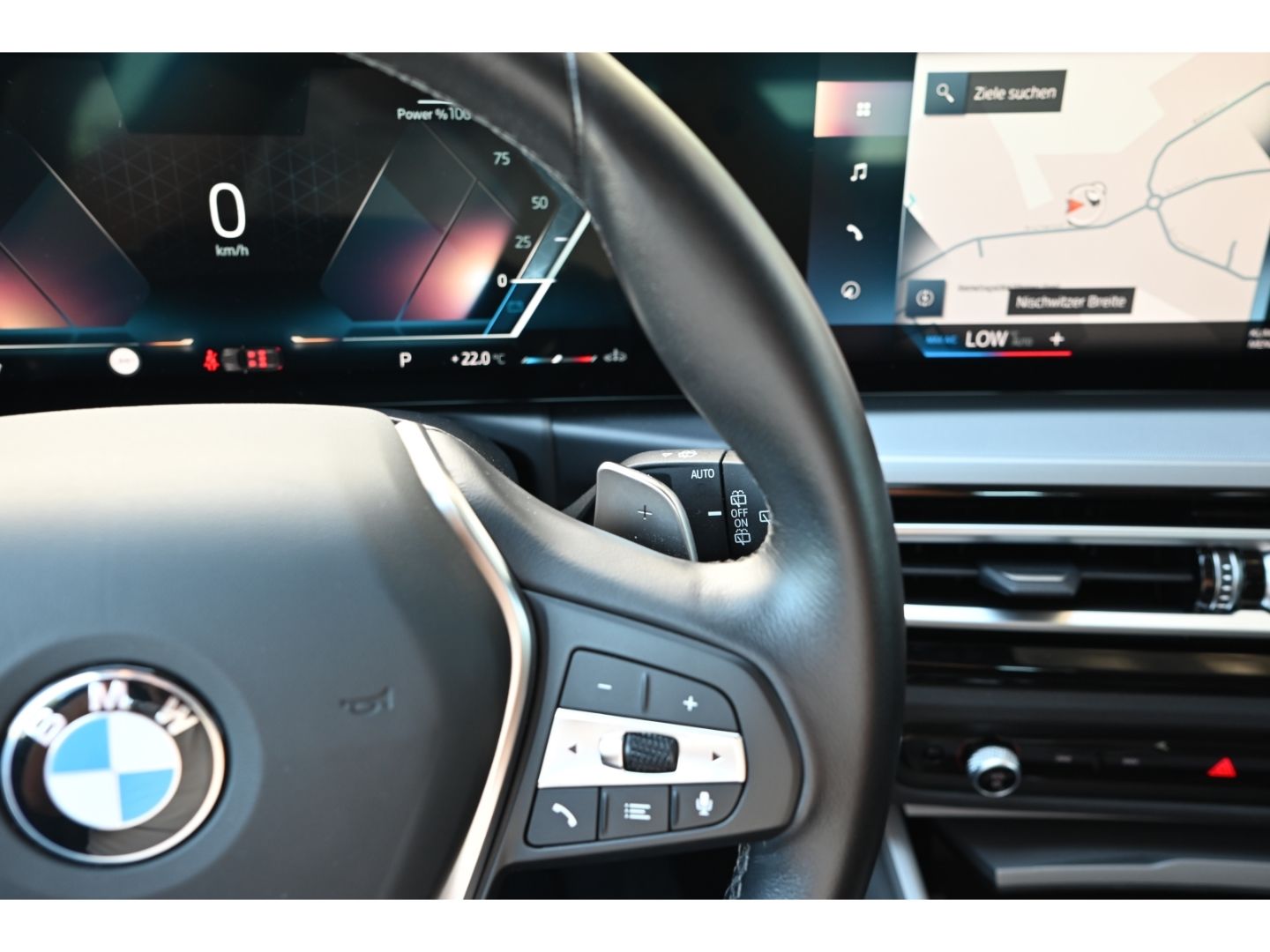 BMW 320 d xDrive Touring MHyb - Samsaru's Car Outlet