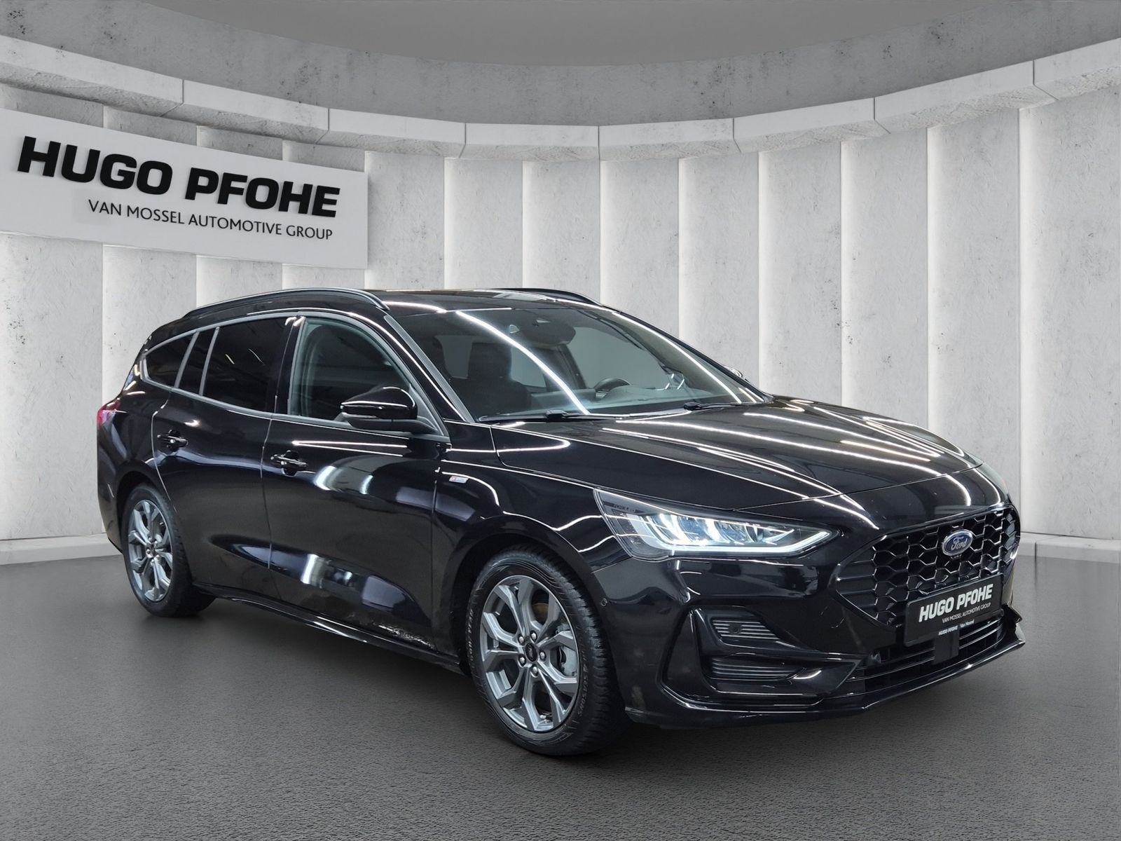 Ford Focus ST-Line X Turnier Aut.*AHK*ACC*HUD*KAM*NAV