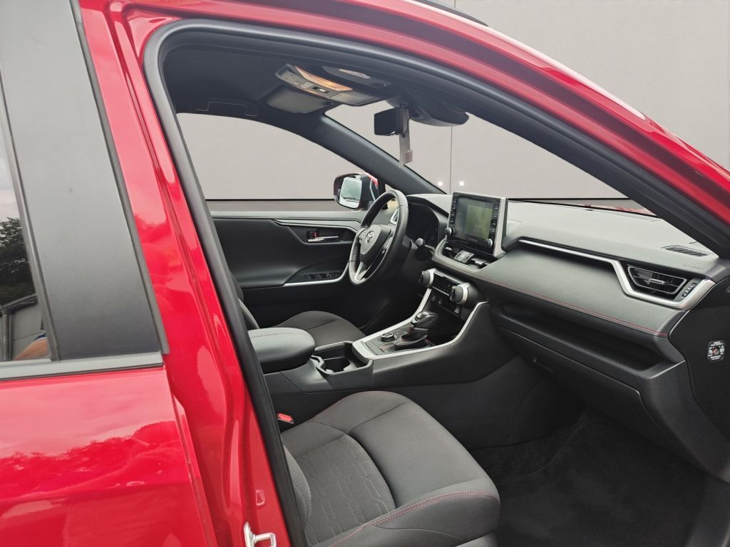 Toyota RAV 4 Plug-in-Hybrid - Samsaru's Car Outlet