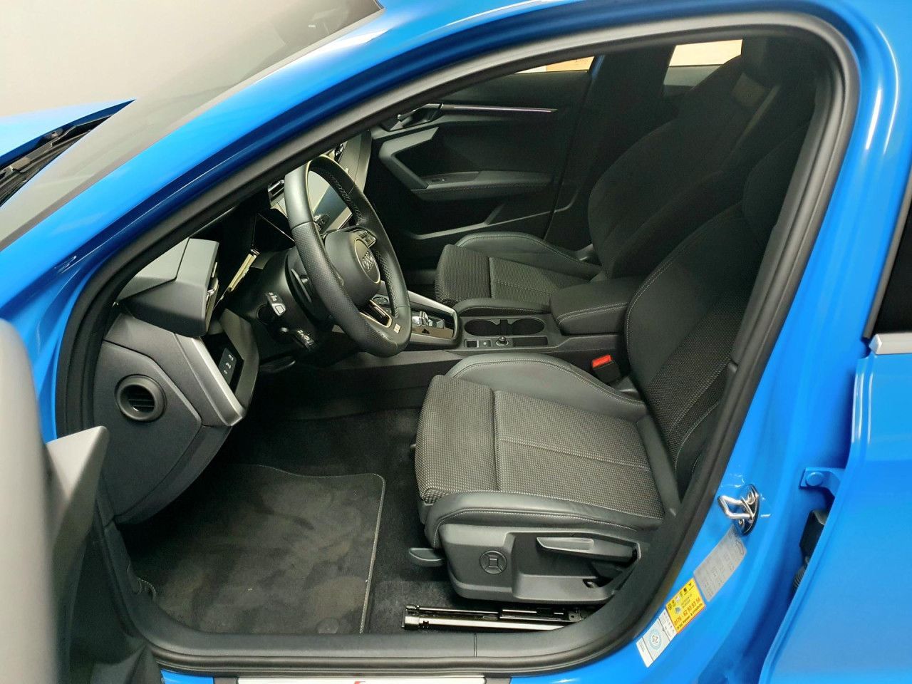 Audi A3 Sportback 40TFSIe S tronic S line - Samsaru's Car Outlet
