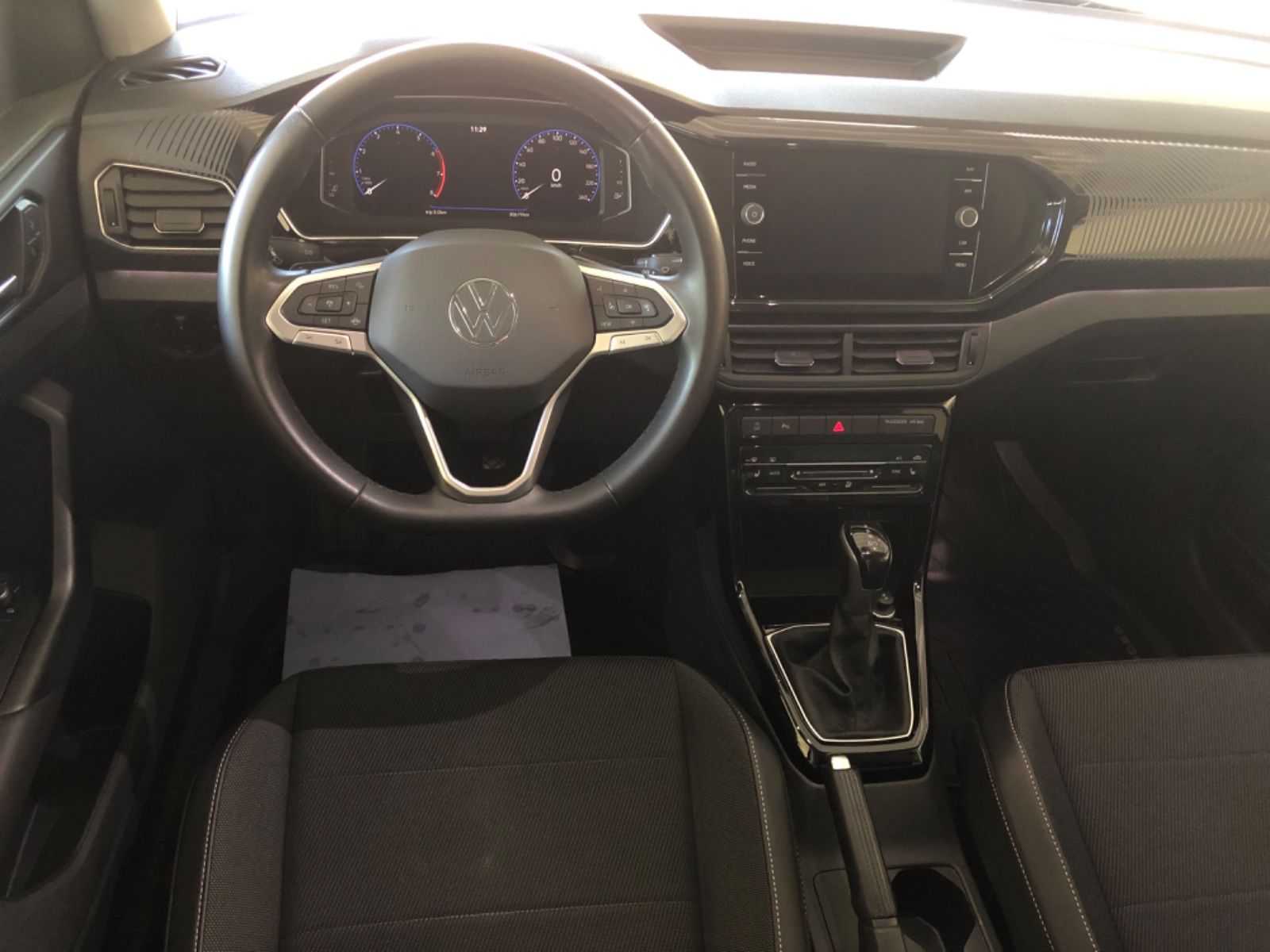 Volkswagen T-Cross 1.0 TSI Style R-Line - Samsaru's Car Outlet