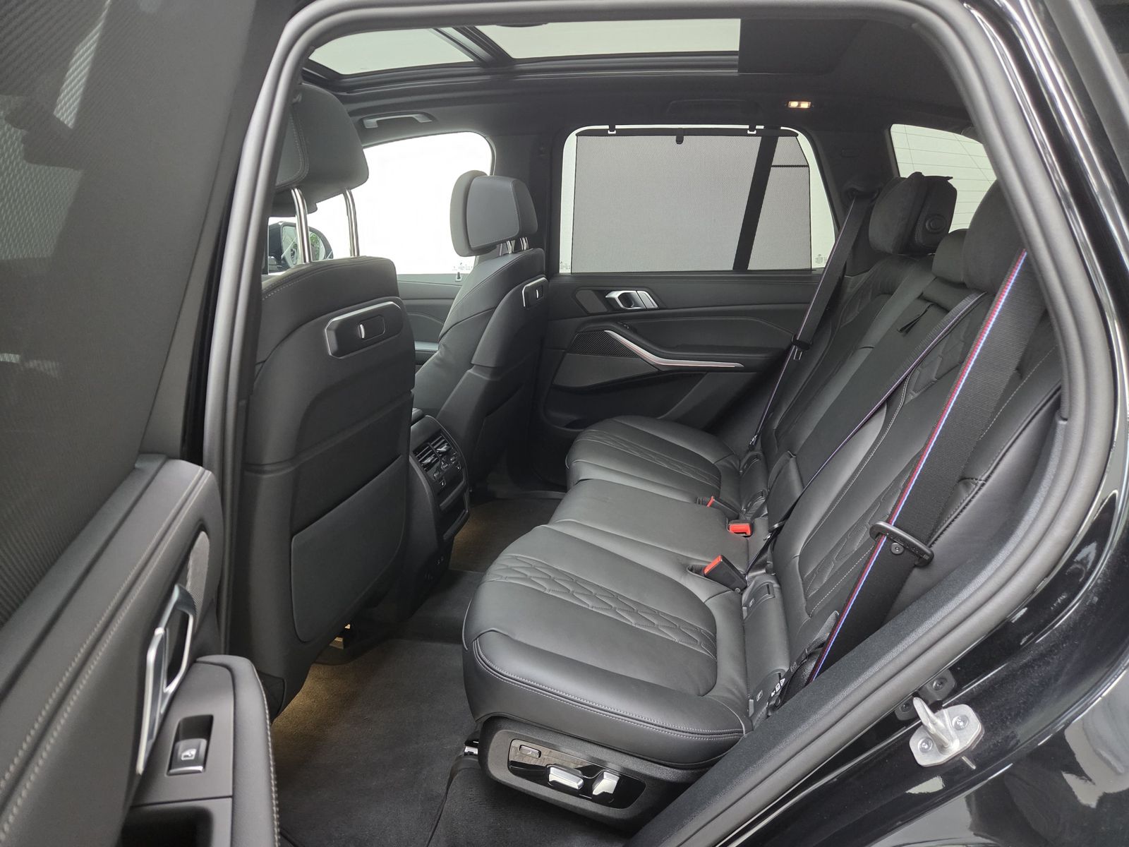 BMW X5 xDr40d M Sport Pro 7Seats Luftfeder AHK ACC