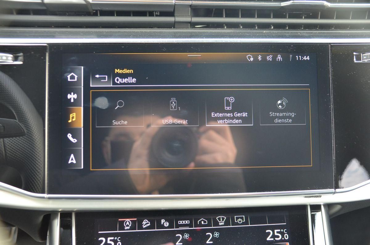 Audi Q7 50 TDI quatt S-LINE 7SITZ STNDHZ PANO AHK B&O