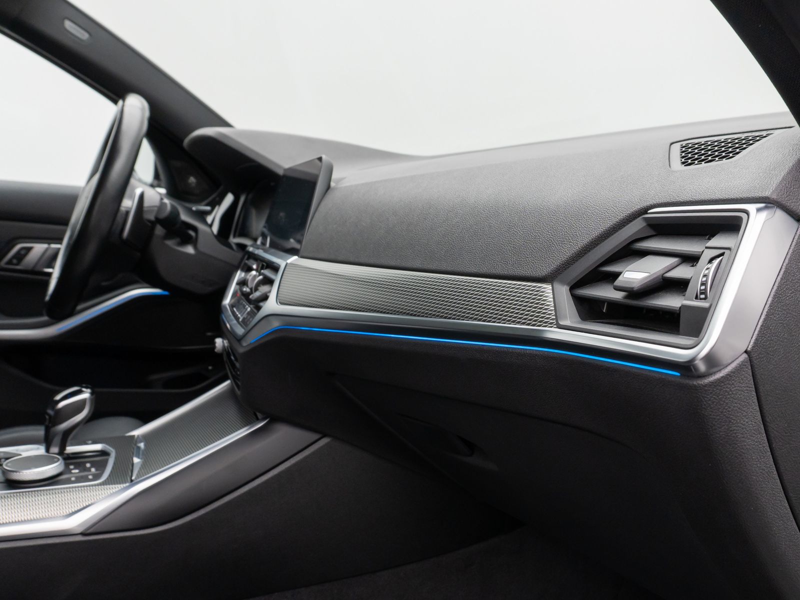 BMW 320e M Sport - Samsaru's Car Outlet