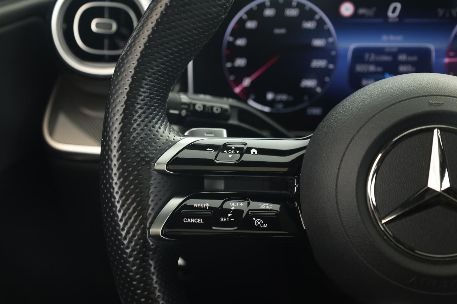Mercedes-Benz GLC 300 d 4M AMG Advanced Night DIGITAL Pano AHK