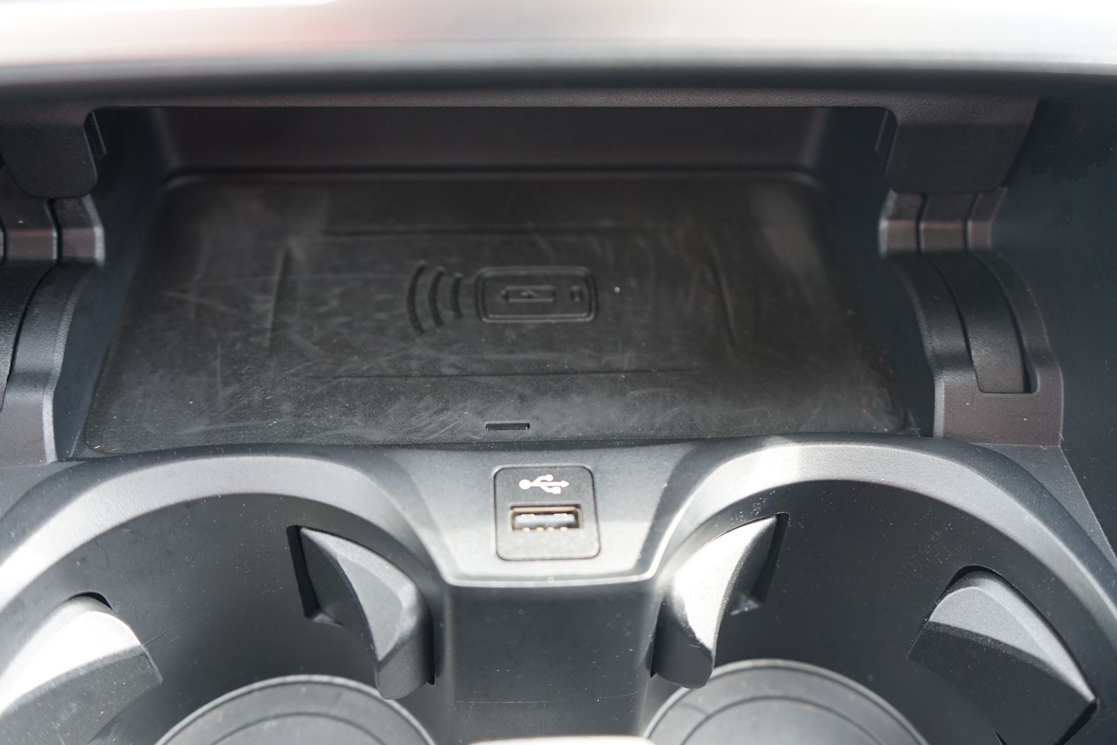 BMW 320e Touring xDrive Sport Line - Samsaru's Car Outlet
