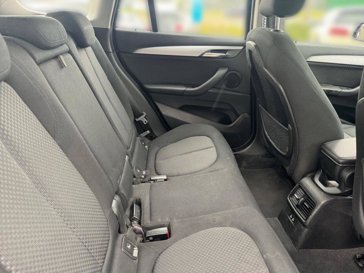 BMW X1 20d - Samsaru's Car Outlet