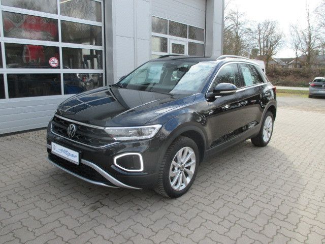 Volkswagen T-Roc 1.5 TSI DSG Life - Samsaru's Car Outlet