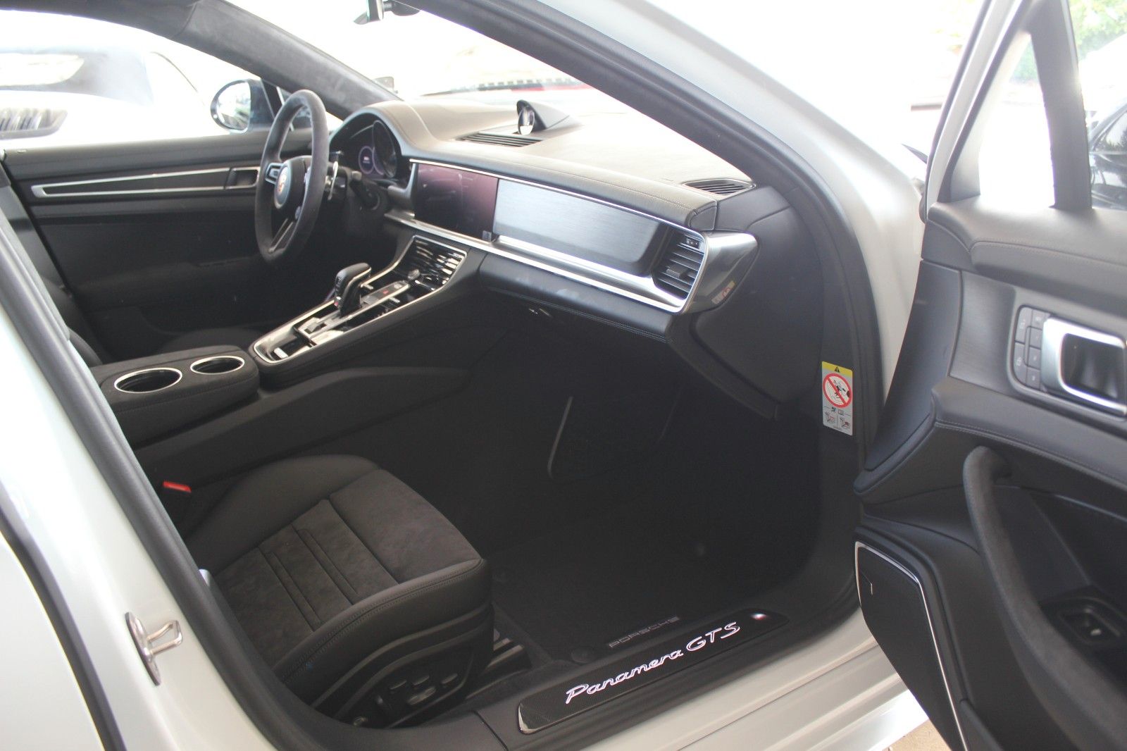 Porsche Panamera GTS SportDesign/Sportabgas/HeadUp/Pano