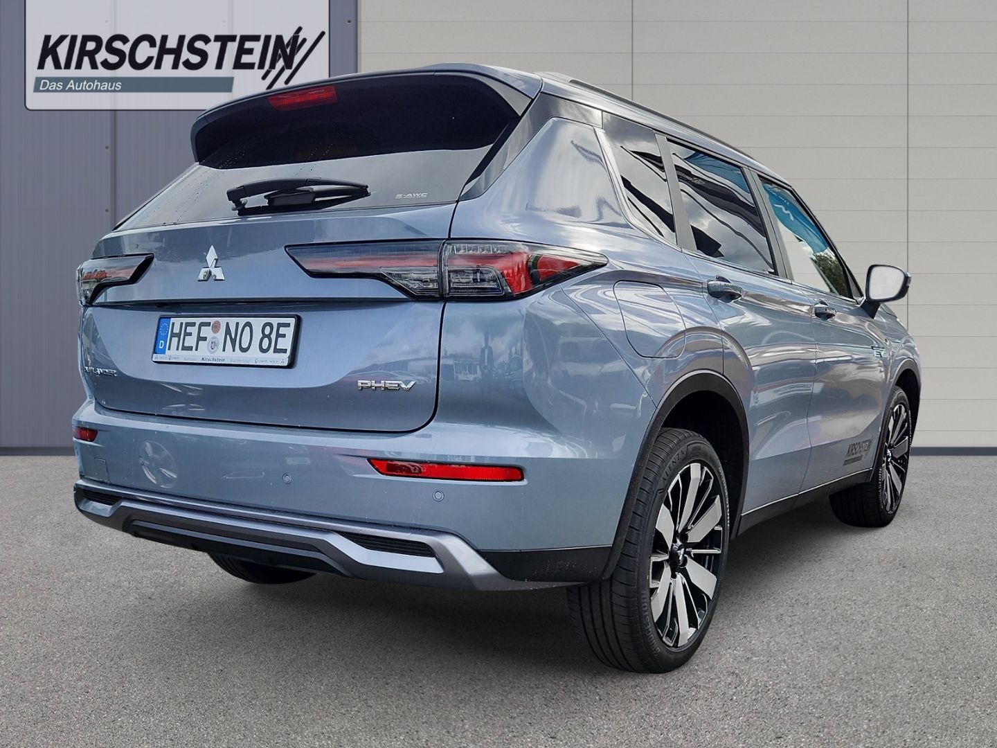 Mitsubishi Plug-in Hybrid Outlander Intro 4WD *neues Modell