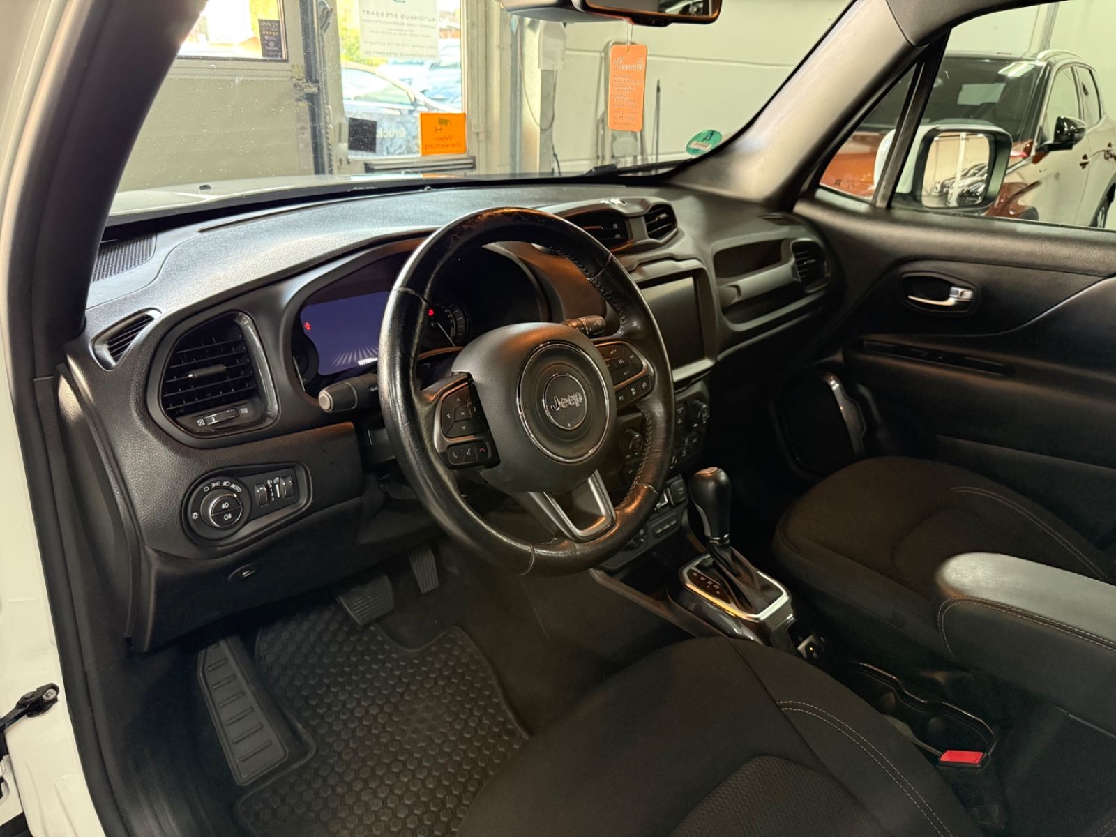 Jeep Renegade S Plug-In-Hybrid 4xe - Samsaru's Car Outlet