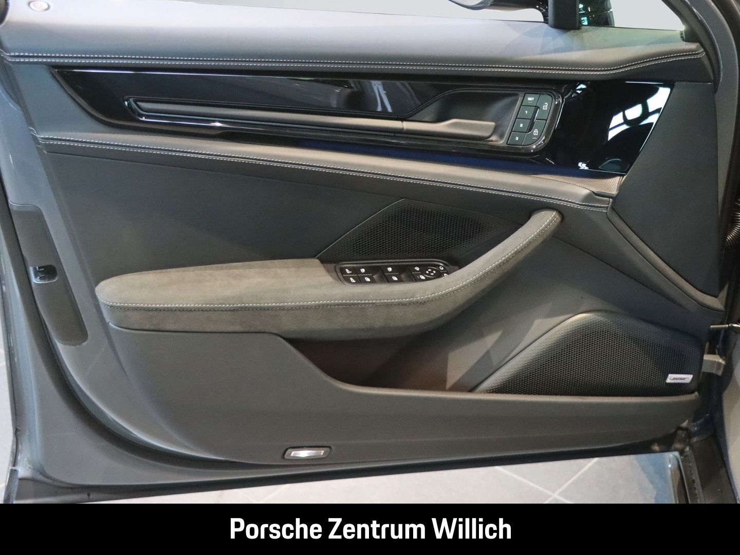 Porsche Panamera GTS Sportabgas Head-Up InnoDrive BOSE