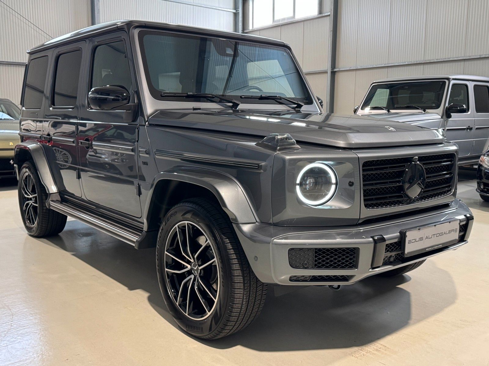 Mercedes-Benz G 500 Exclusive - Samsaru's Car Outlet