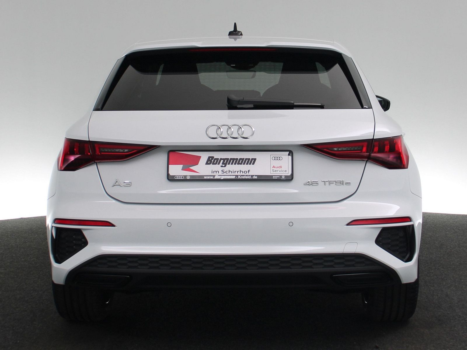 Audi A3 Sportback 45 TFSI e S line - Samsaru's Car Outlet