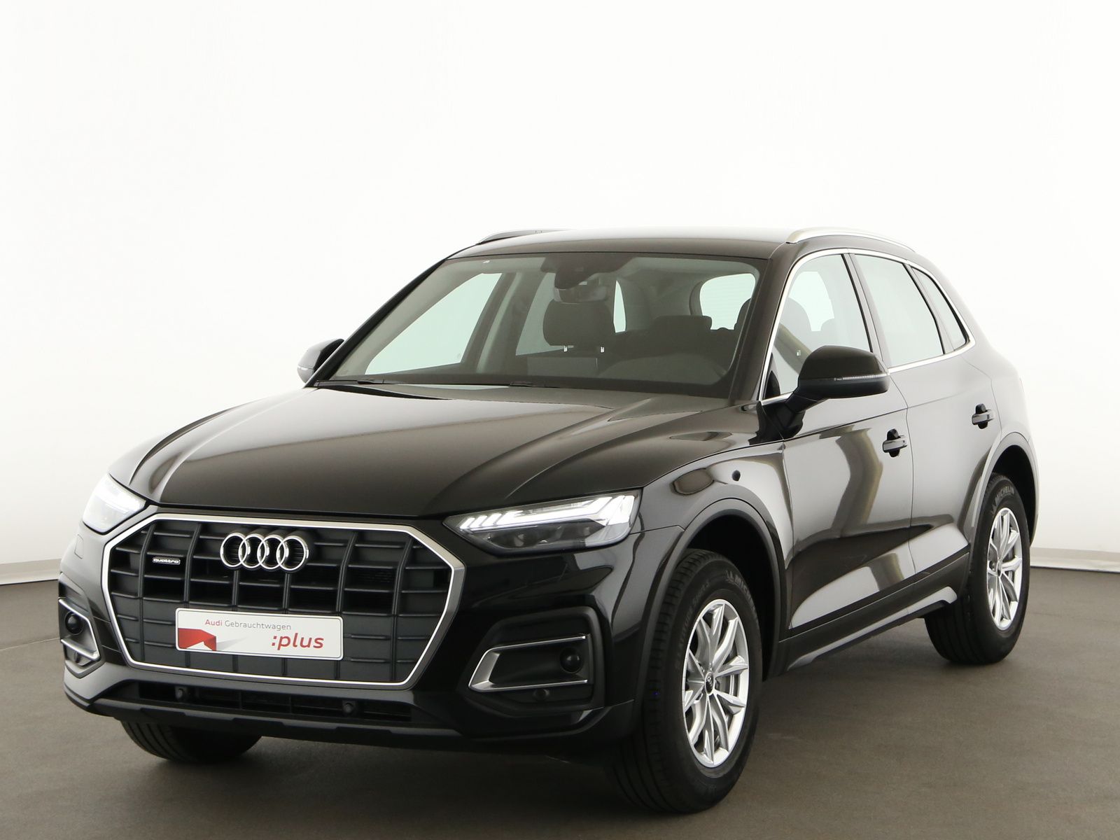 Audi Q5 40 TDI quattro S tronic - Samsaru's Car Outlet