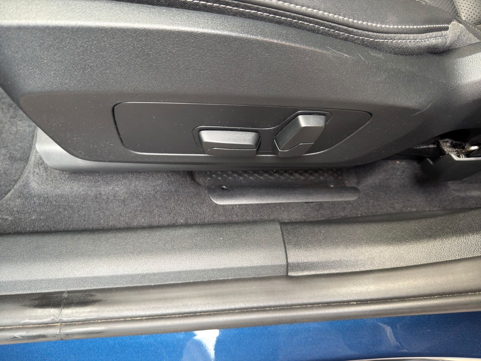 BMW X1 23d xDrive xLine - Samsaru's Car Outlet