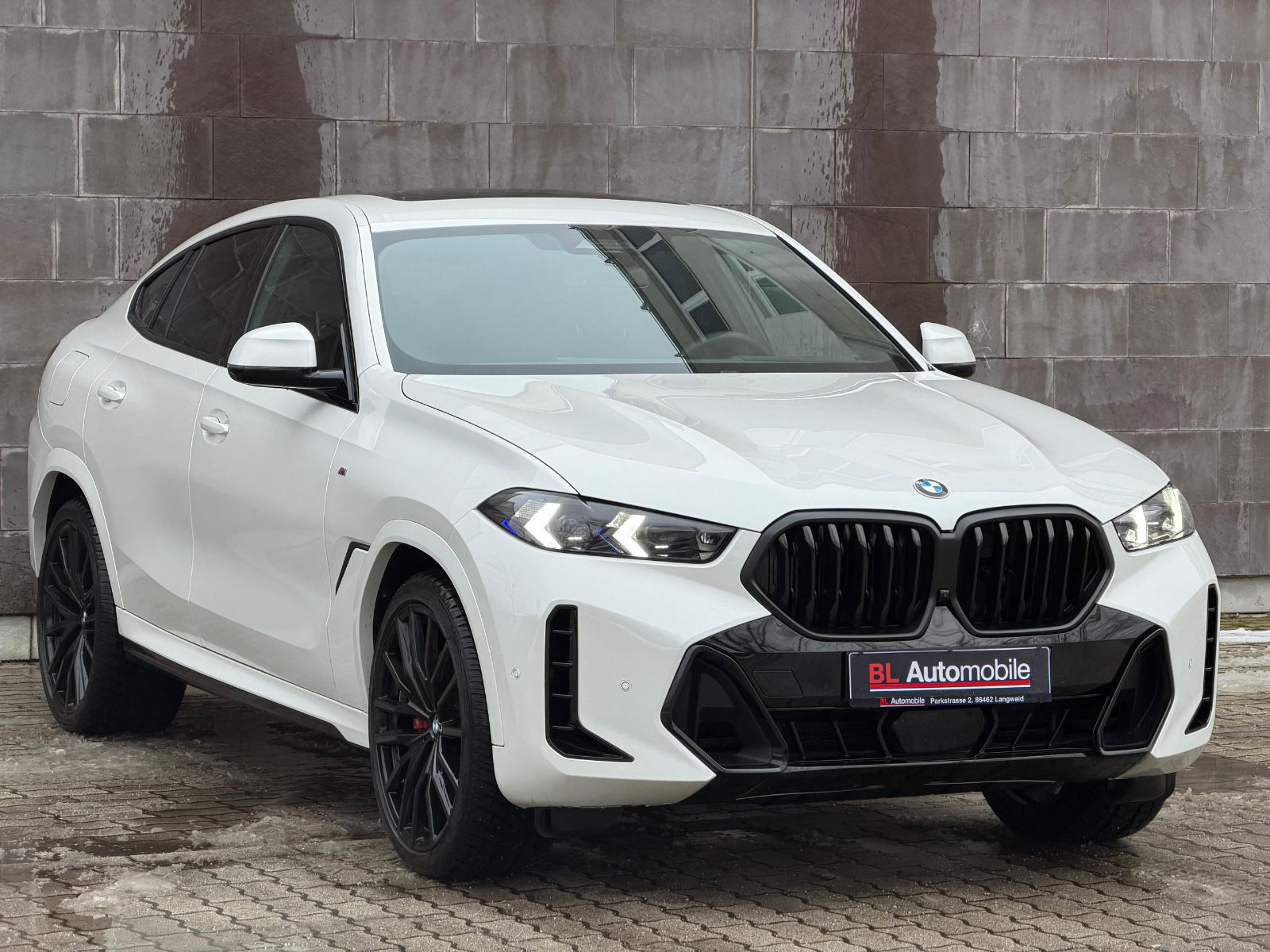 BMW X6 30d M SPORT PRO.LUFTFEDER.SOFTCL.PANO.AHK.22"