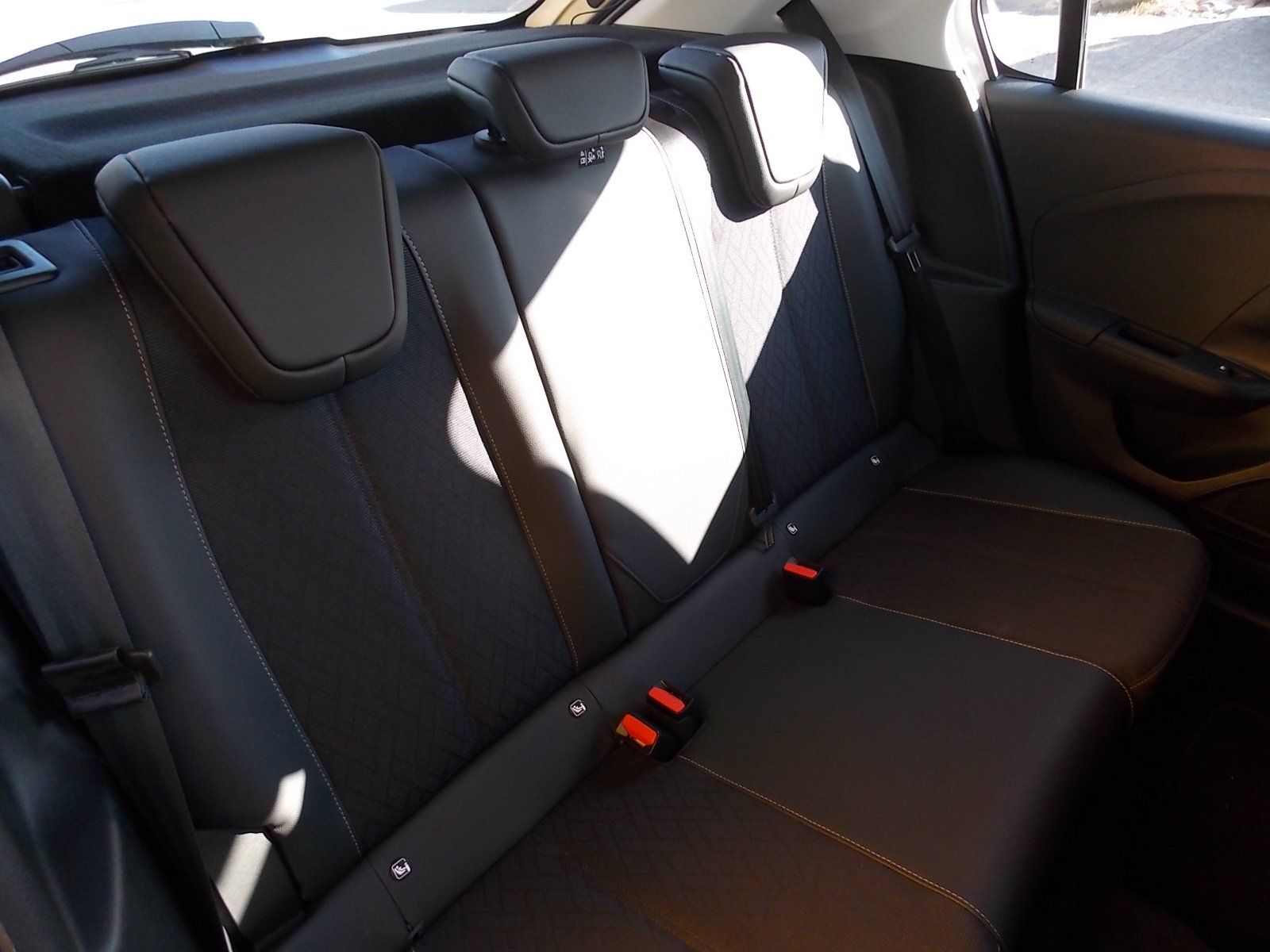 Opel Corsa-e F Elegance - Samsaru's Car Outlet