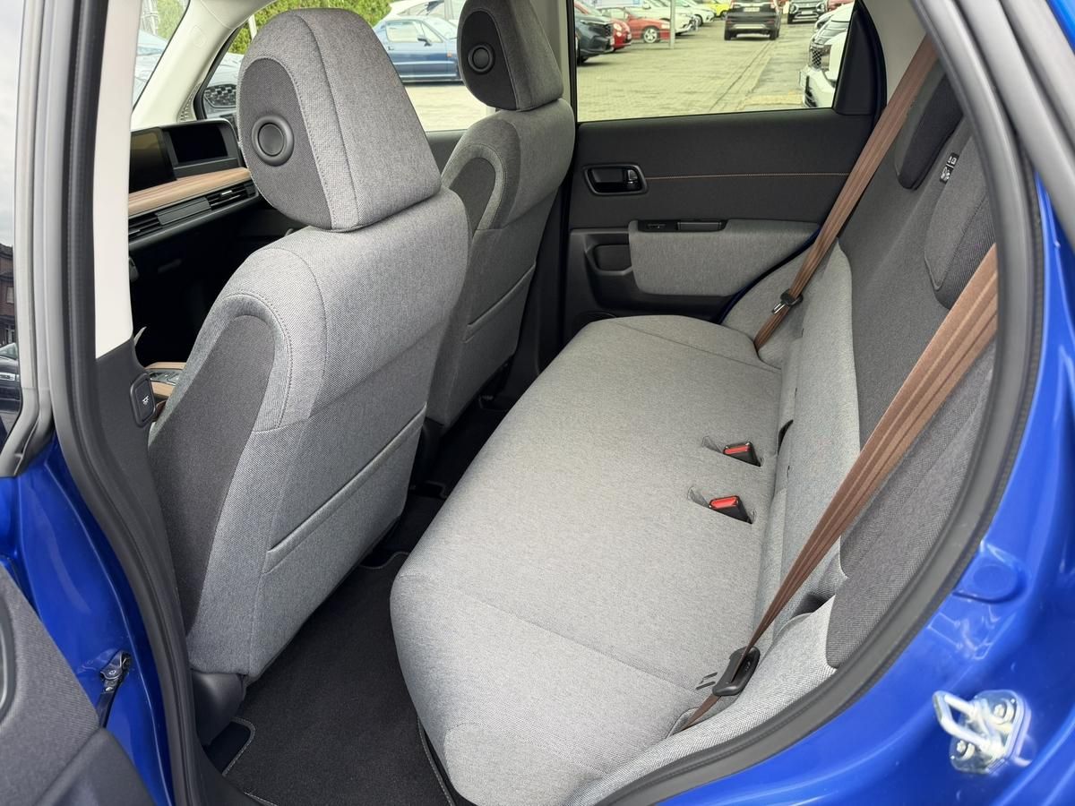 Honda e Advance (17")