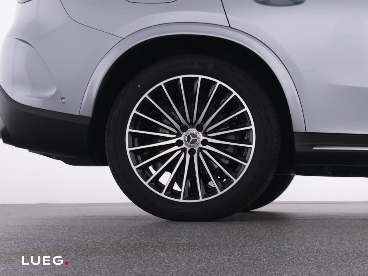 Mercedes-Benz GLC 200 d 4M AMG+NIGHT+20''+PANO+AHK+SOUND+360°+