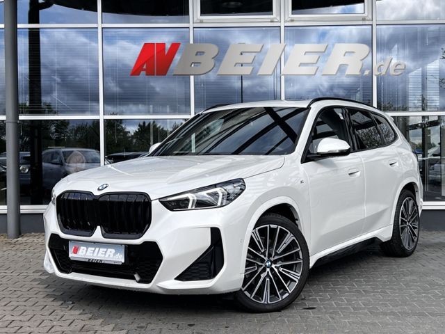 BMW X1 23 d xDrive M Sport Panorama AHK Massage 20Zo