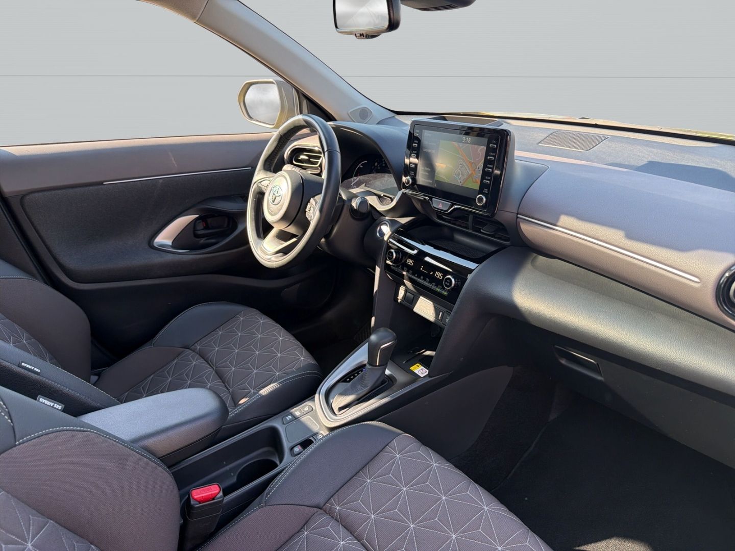 Toyota Yaris Cross 1,5l Hybrid Elegant+360 Kamera+LED+A