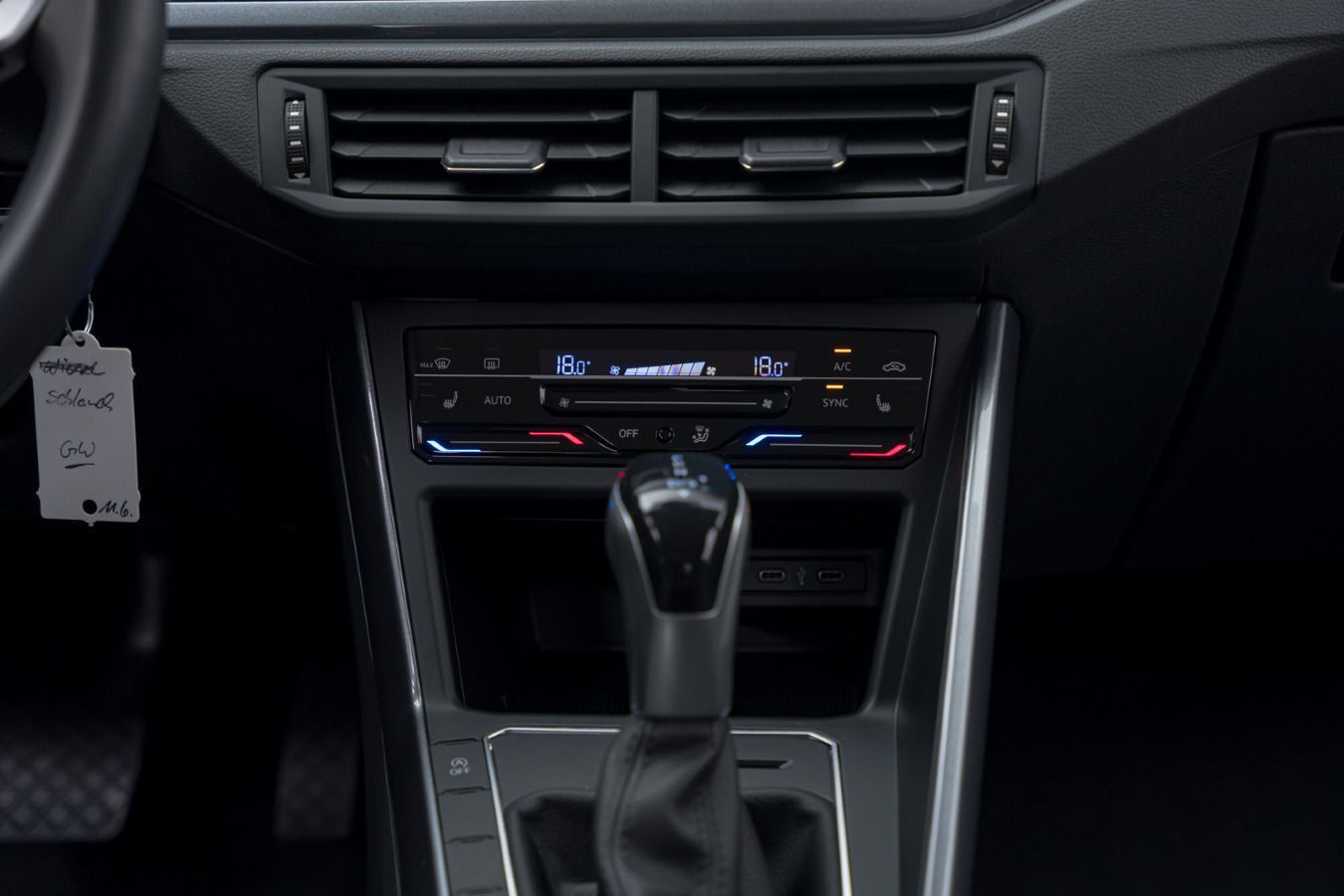 Volkswagen Taigo 1.5 TSI DSG STYLE - Samsaru's Car Outlet